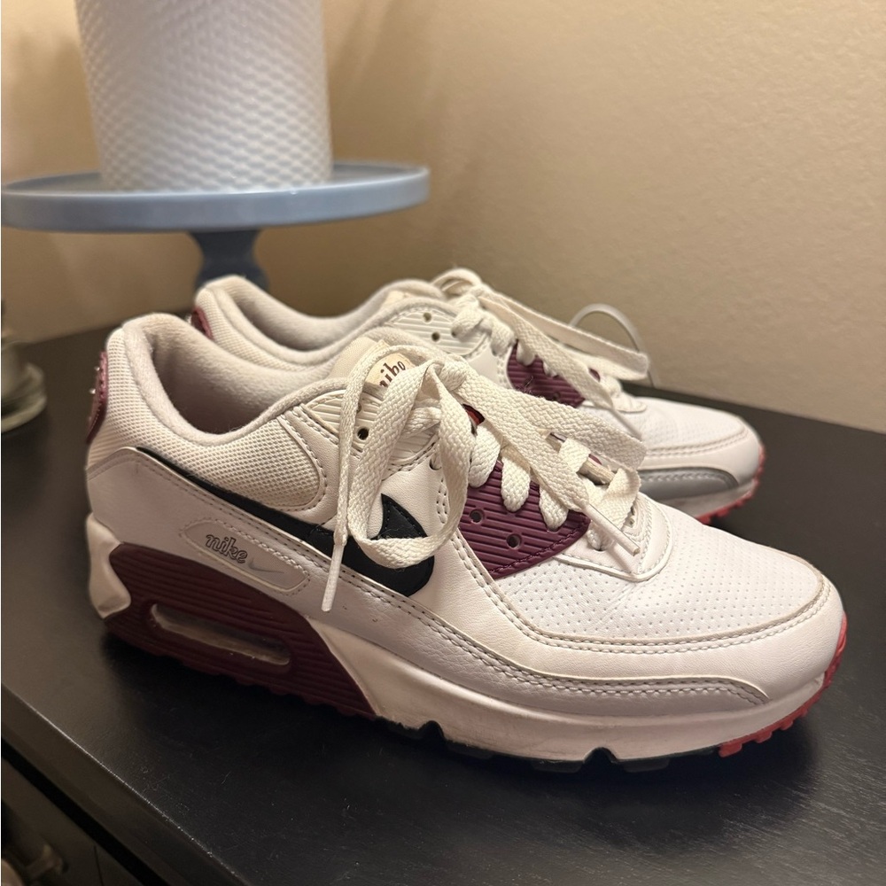 Nike White and maroon Sneakers
